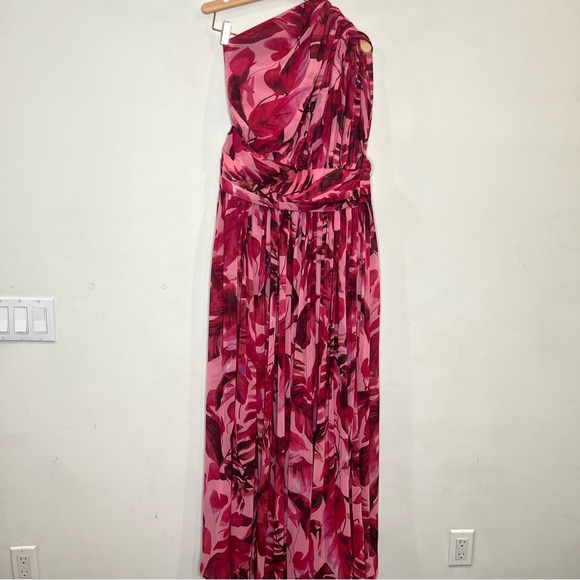 Bronx and Banco Camilla Maxi Dress in Fuchsia size medium - Picture 3 of 13
